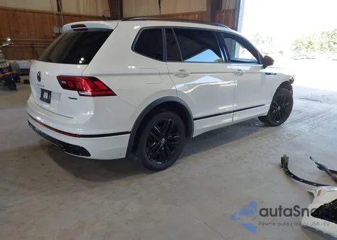 2022 Volkswagen Tiguan 2.0T Se R-Line Black из США, поврежденный, VIN 3VV8B7AX1NM032107